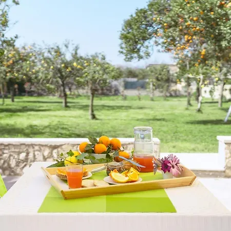 Caterina Bed & Breakfast 4*